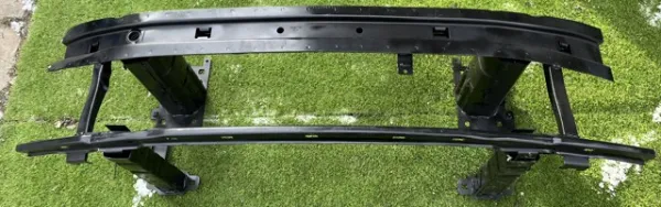 Підсилювач бампера переднього 12G807109B VAG