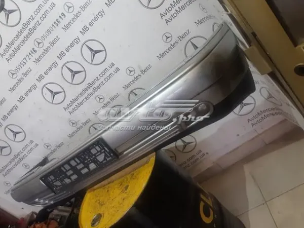 Передній бампер A2108850125 Mercedes