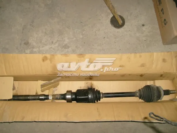 Піввісь права FTB82550X Mazda