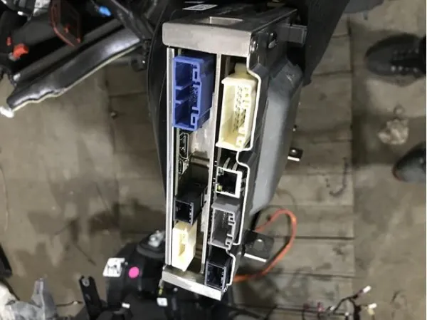  146255400H Tesla