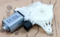 Двигун стеклопод'емника двері задньої, правої VAG 4K0959881