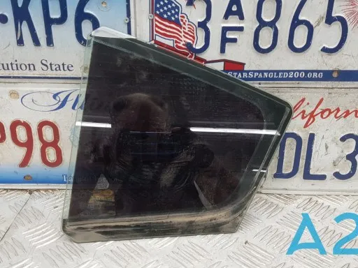 Скло-кватирка двері, задній, лівою 83417A7020 Hyundai/Kia