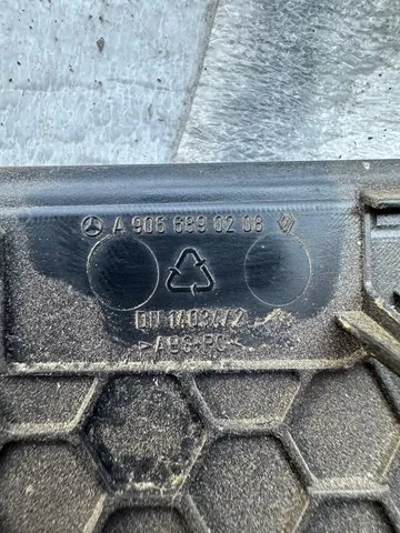  A9066890208 Mercedes