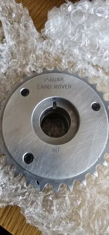 Зірка-шестерня розподільного валу двигуна, впускного 110123463 Land Rover