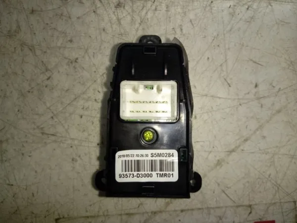  93573D3000 Hyundai/Kia