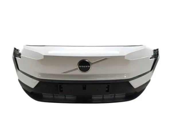 Передній бампер 80010943 Volvo
