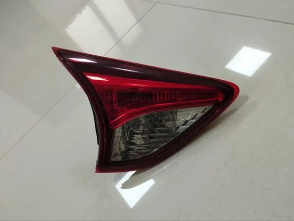 Ліхтар задній лівий, внутрішній KD53513G0 Mazda