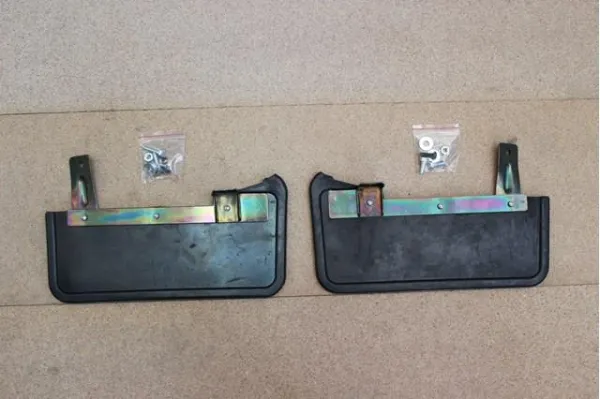 Бризговики передні 3075002 Autotechteile