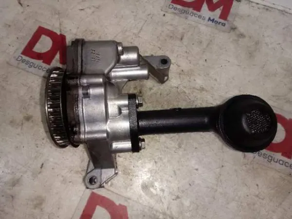 Масляний насос 03L115105C VAG