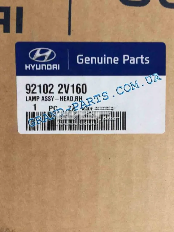 Фара права 921022V160 Hyundai/Kia