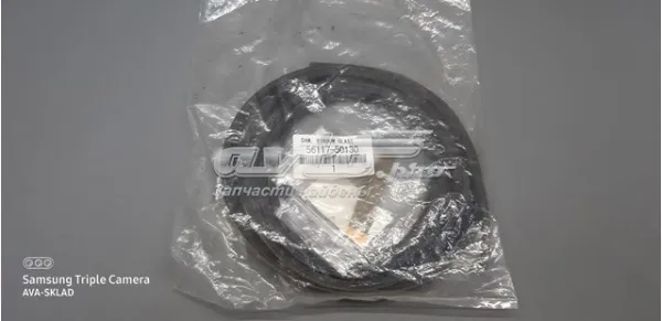 Ущільнювач лобового скла Toyota Yaris P13