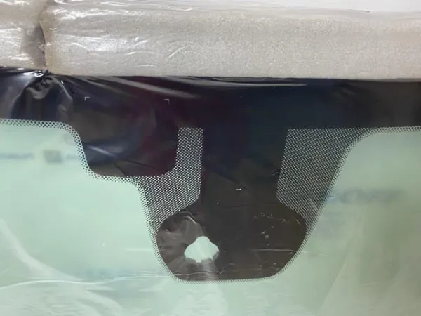 Лобове скло 68295716AA Chrysler