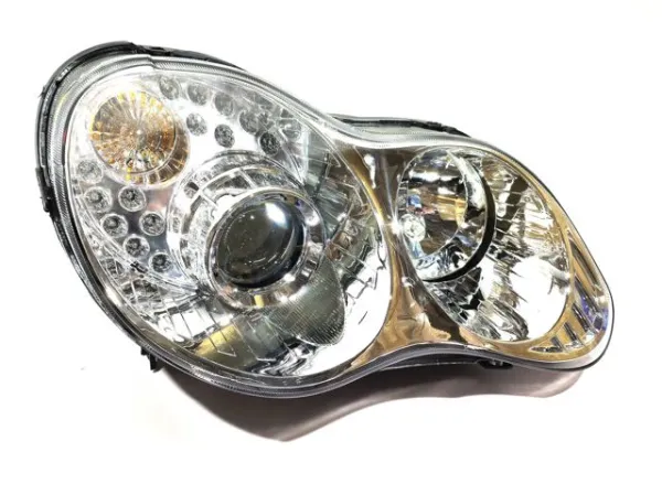 Фара права 1017001071 Geely