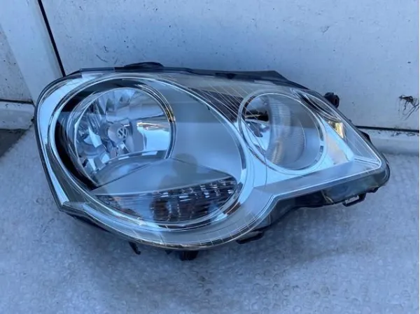 6Q1941008AT VAG Основна фара - вставка