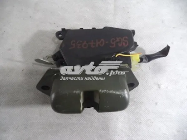 Замок багажника 63032SA000 Subaru