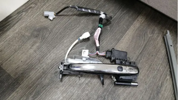  6921048090C0 Toyota
