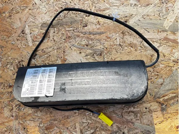 4M51A611D11AG Ford Подушка сидіння водія (і переднього сидіння)