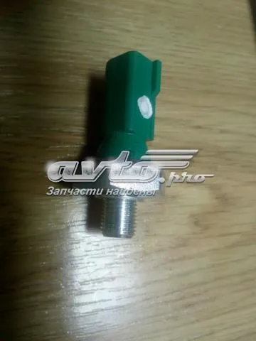 Датчик тиску масла 079919081D VAG