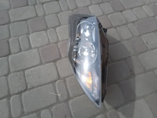 Фара ліва 3205093E Polcar