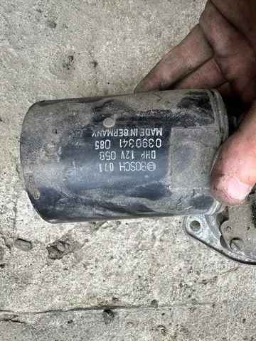 Двигун склоочисника лобового скла (трапеції) 0390341085 Bosch