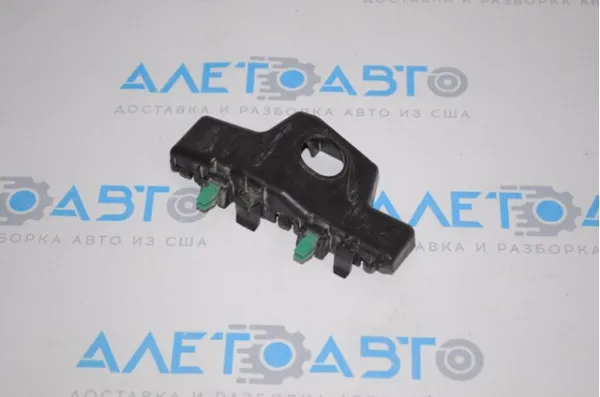Кронштейн бампера переднього, зовнішній правий 86514C6000 Hyundai/Kia