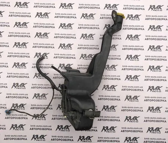 Бачок омивача 13118164 General Motors