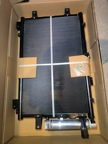 Радіатор кондиціонера 40L2K84X Polcar