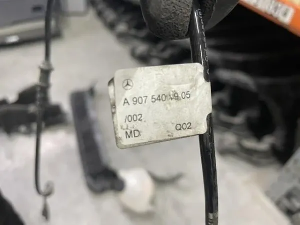  A9075401905 Mercedes