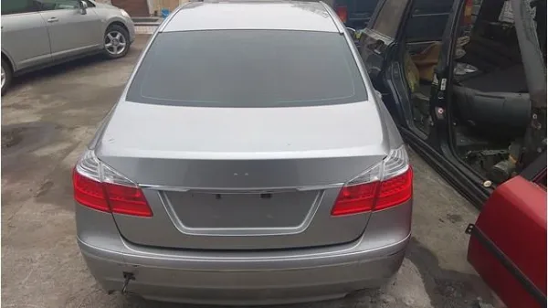 Кришка багажника 692003M200 Hyundai/Kia