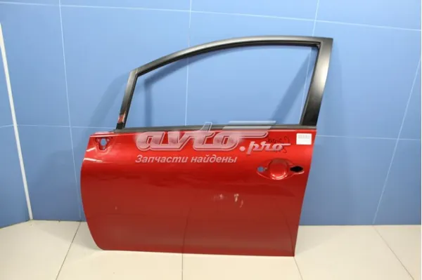 Двері передні ліві 6700212A20 Toyota