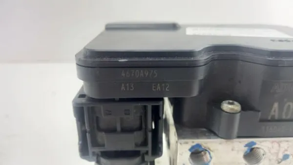  4670A975 Mitsubishi