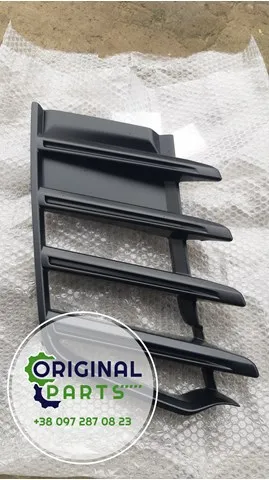Решітка радіатора 5311260440 Toyota