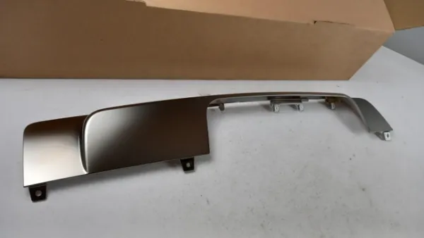  LR140125 Land Rover