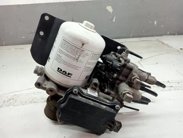  1913300 DAF