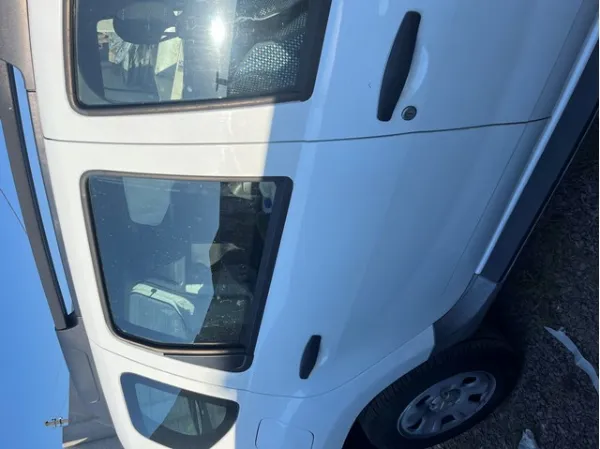 Двері задні, праві Dacia Duster HS