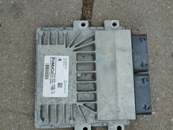  HS7A12A650PB Ford