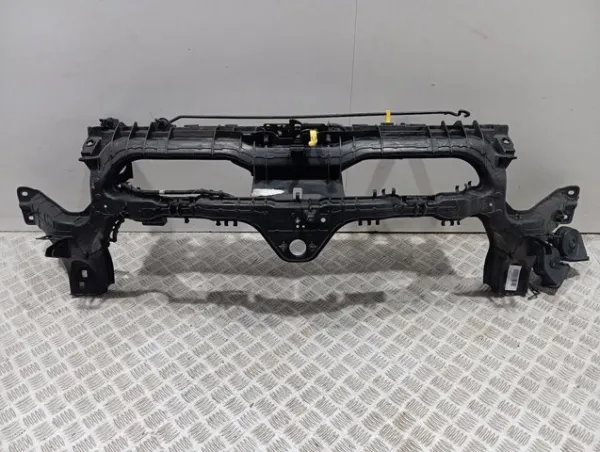 Рамка радіатора LK218B041AA Ford