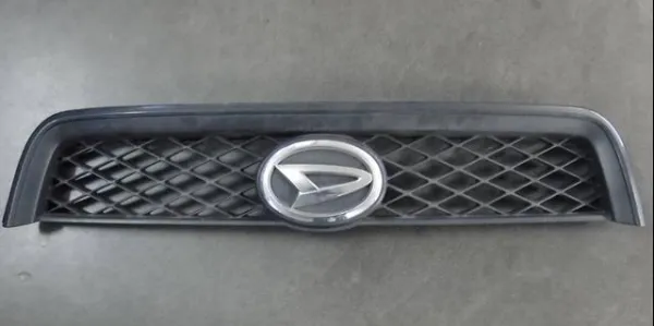 Решітка радіатора Daihatsu Terios II