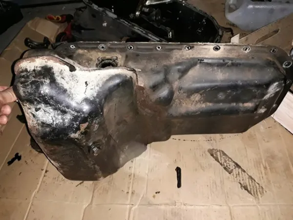 Піддон масляний картера двигуна 1210130090 Toyota