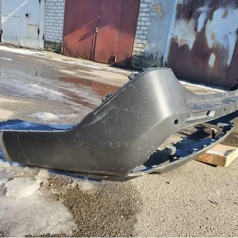 Задній бампер 5215942943 Toyota