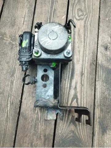  5611055L00 Suzuki
