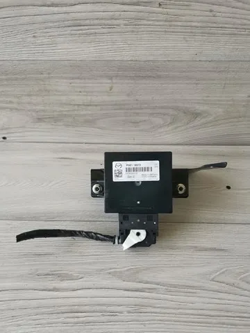 Перетворювач постійного струму P5E118572 Mazda