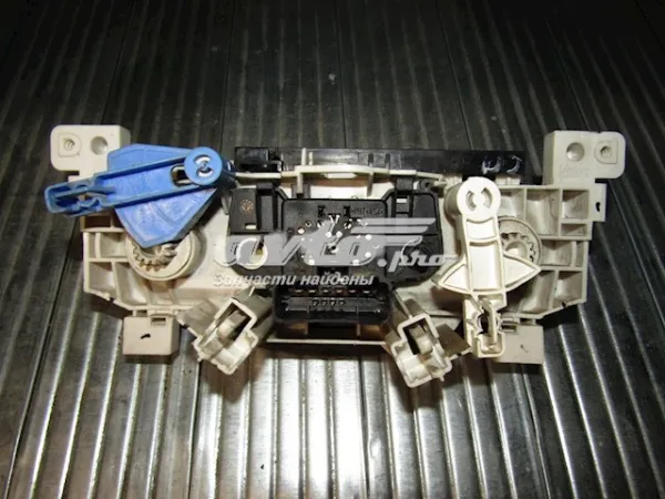 Блок управління кондиціонером 6001551698 Renault (RVI)