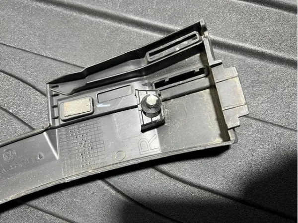  2GA853718C9B9 VAG