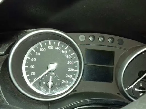  A2519006000 Mercedes