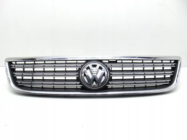 Решітка радіатора 3D0853651 VAG