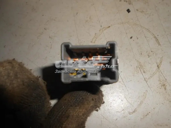 Кнопка аварійки Nissan Almera I