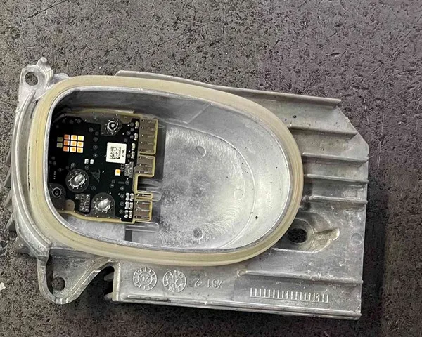  63115A0E631 BMW