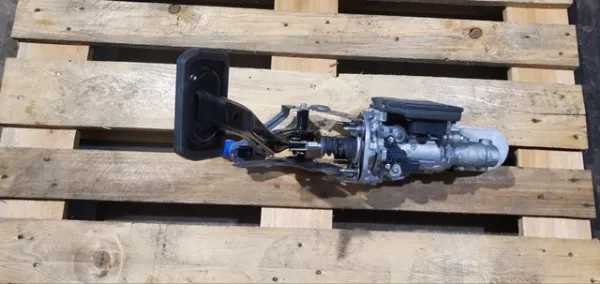 Підсилювач гальм Tesla Model S 5YJS