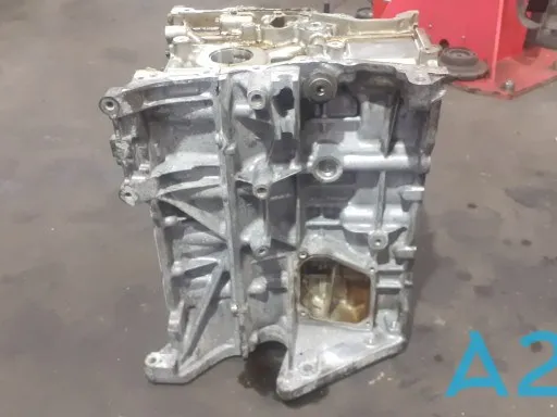 Блок циліндрів двигуна PE0410300A Mazda
